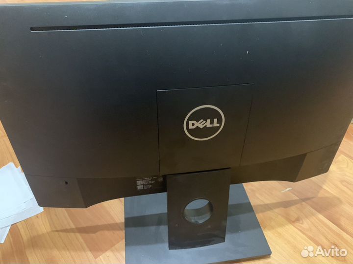 Монитор Dell 22