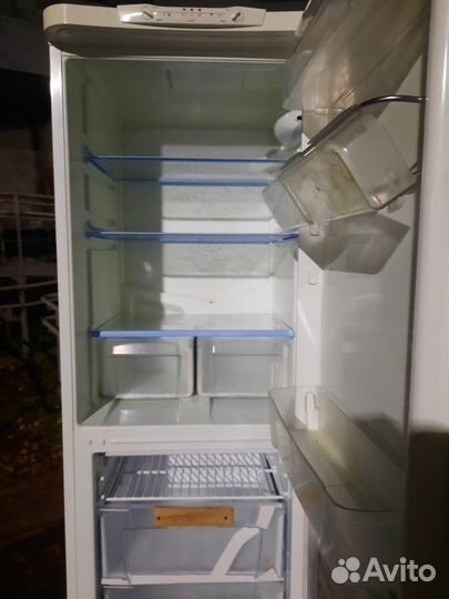 Холодильник