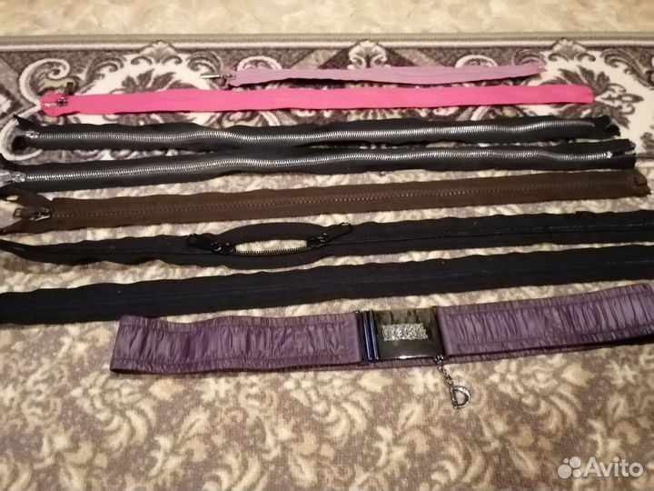 Замки, пояс