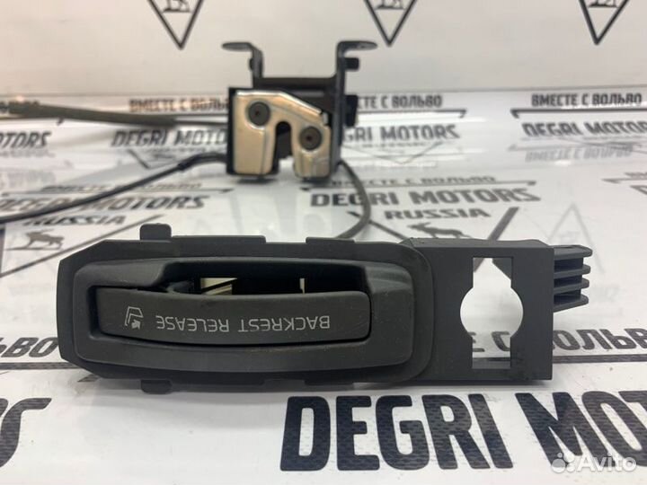 Замок спинки заднего сидения правый Volvo S