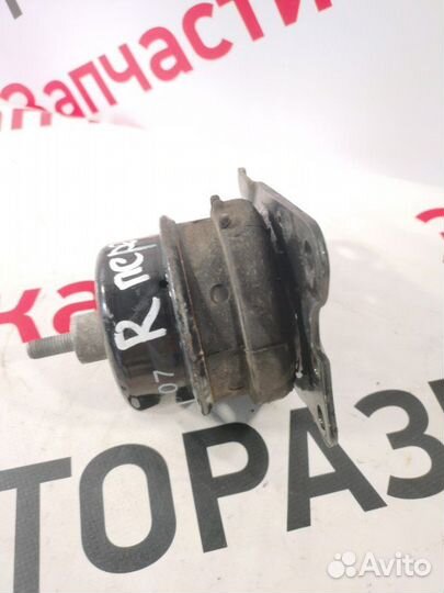 Подушка двигателя передняя правая Skoda Fabia