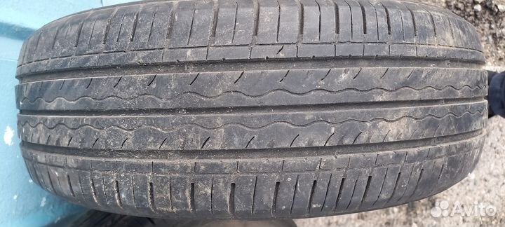 Kumho Solus KH17 18.4/65 R15