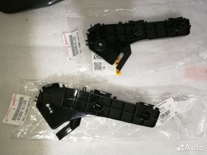 Петли капота Toyota Land Cruiser 200 2015-2021