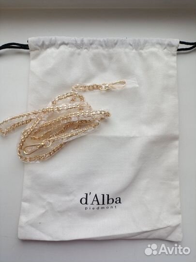 Новая сумка косметичка d'Alba на молнии белая