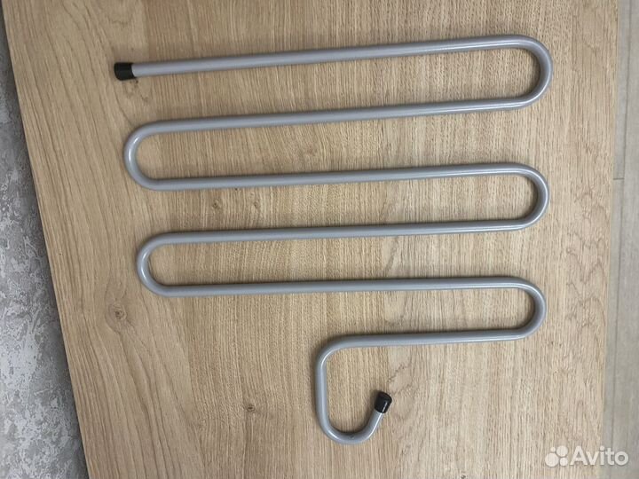 Вешалки металлические