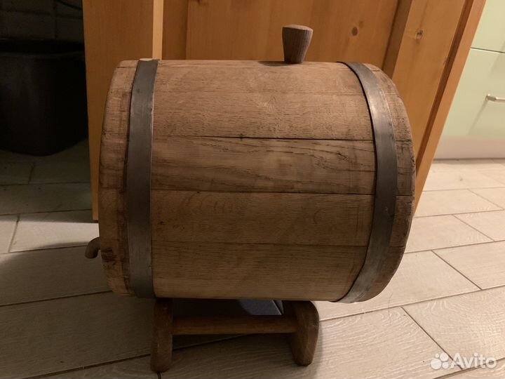 Дубовый бочонок 8/9 л