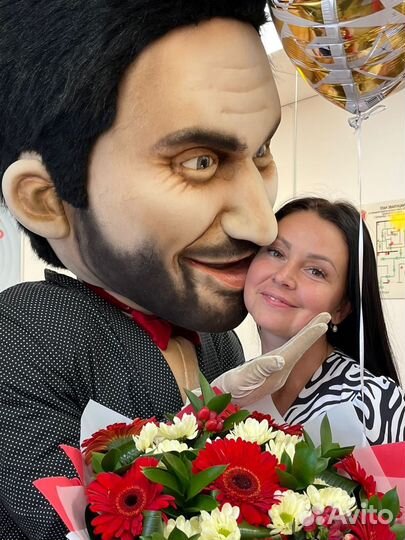 Поздравление от Артура Пирожкова / Аниматор