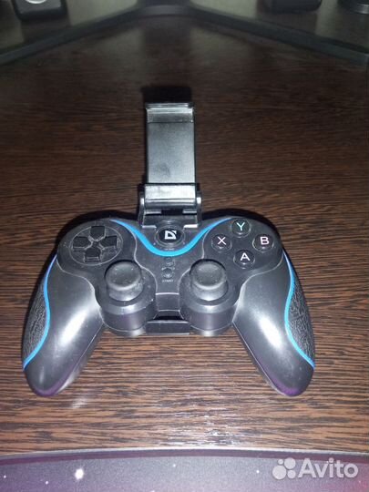 Gamepad Defender