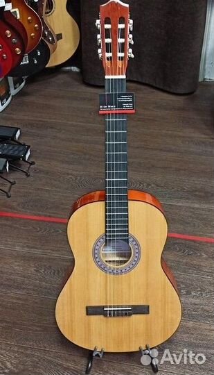 Детская гитара 3/4 Barcelona + Аксессуар