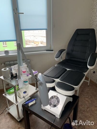 Маникюр,Педикюр