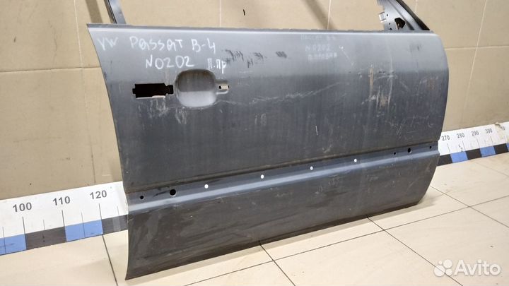 Б/У Б/У Дверь передняя правая 3A0831056 VAG