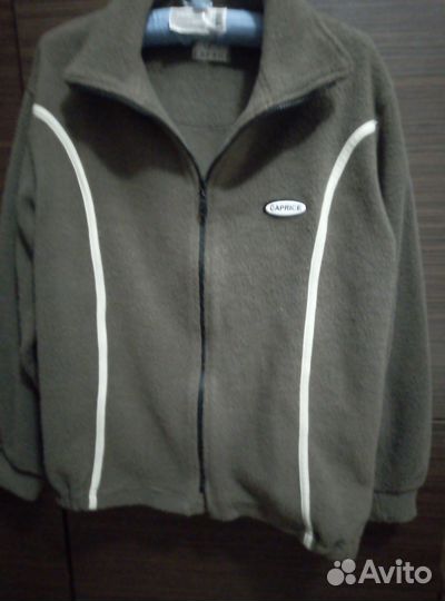 Спортивный костюм женский