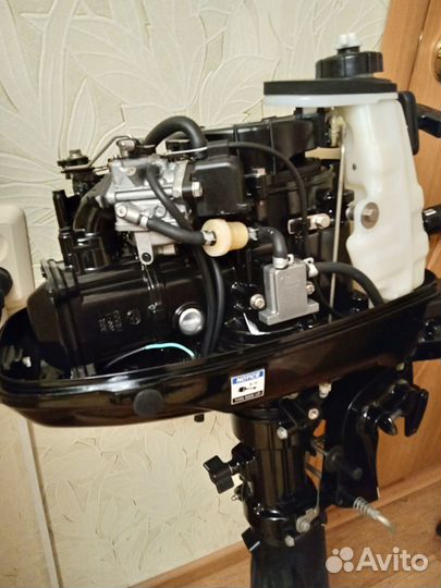 Новый лодочный мотор меркури 6л.с. 4т