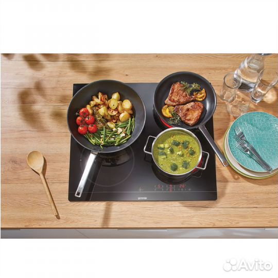 Электрические варочные панели Gorenje ECT641bcsc