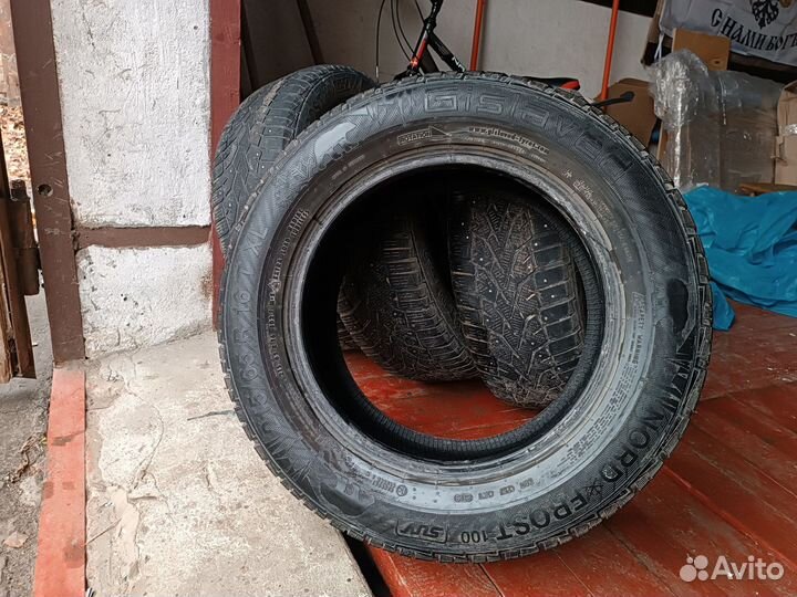 Gislaved NordFrost 100 SUV 215/65 R16