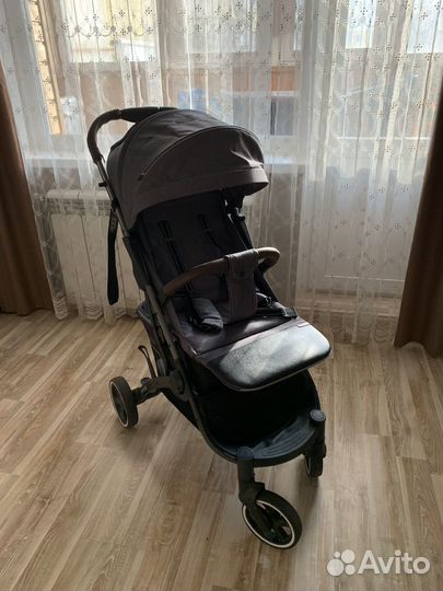 Прогулочная коляска carello astra