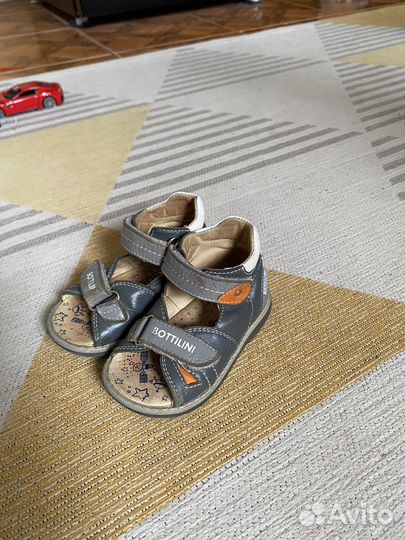 Bottilini сандалии 21