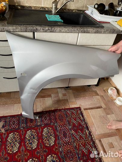 Крыло переднее правое на LADA largus