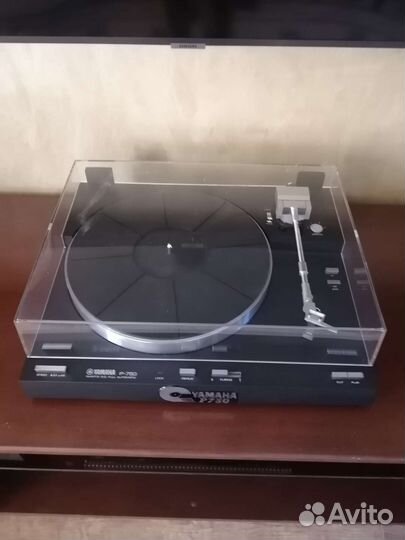 Проигрыватель винила yamaha p 750
