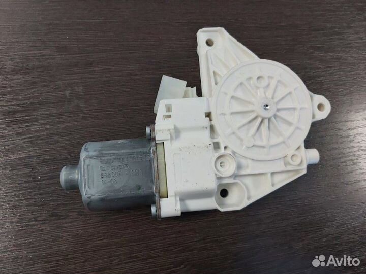 Стеклоподъемник задний правый Mercedes Gl 500