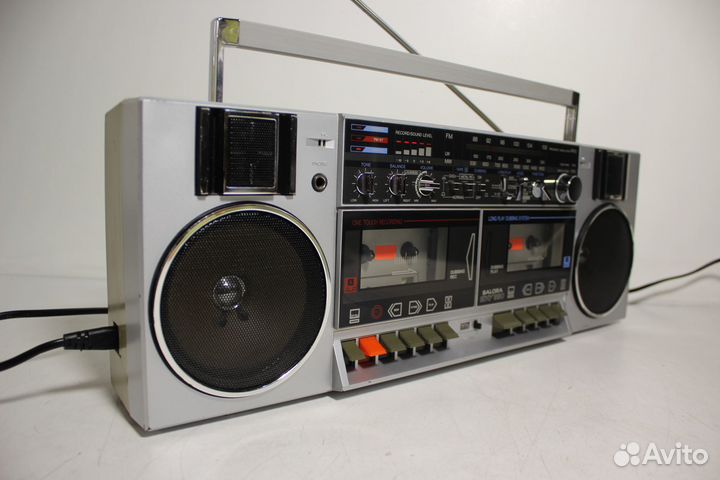 Salora 3873 Магнитола Korea