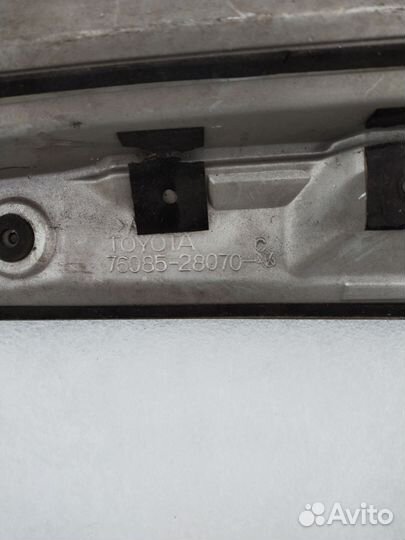 Спойлер Тойота estima