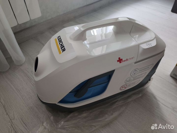 Пылесос Karcher DS6 Premium Mediclean