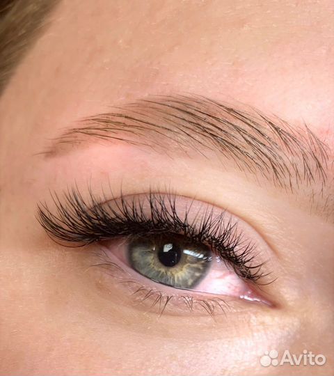 Наращивание и ламинирование ресниц. Брови