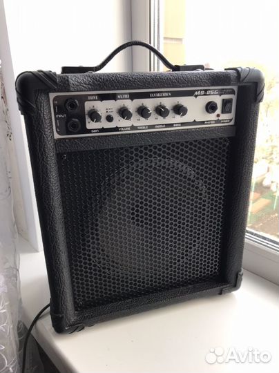 Комбоусилитель для гитары 25W, Rockson MS-25G