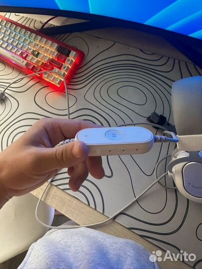 Игровые наушники