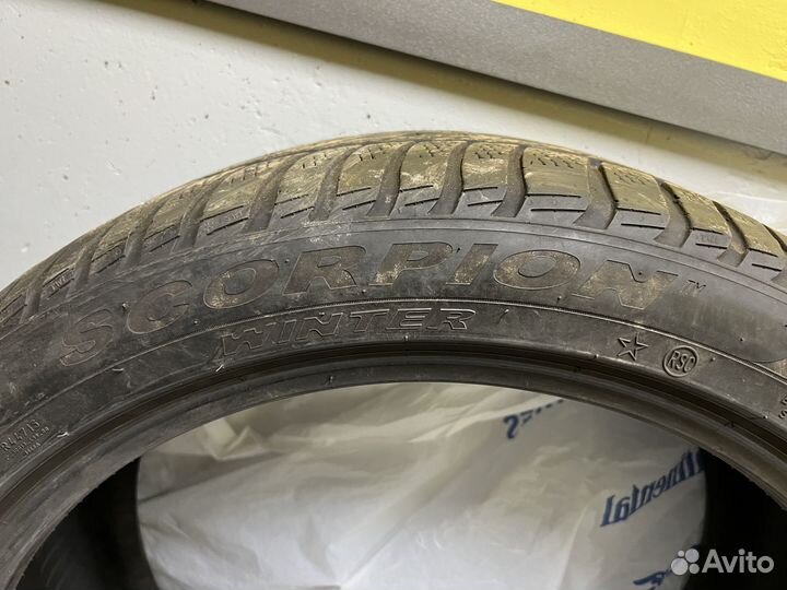 Pirelli Scorpion Winter 275/40 R21 107V