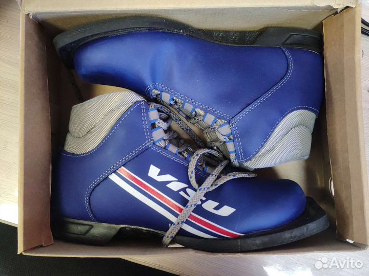 Лыжные ботинки visu