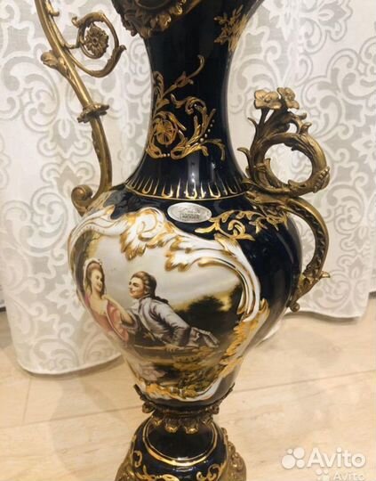 Ваза кувшин