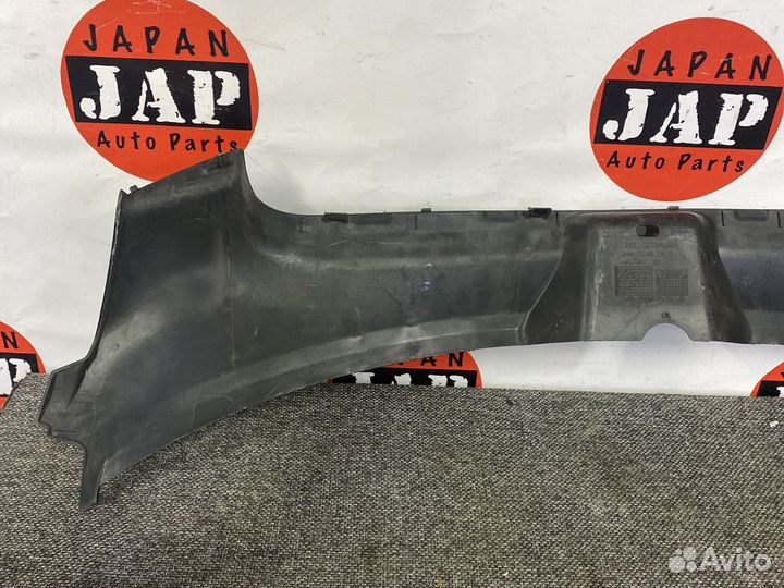 Кожух замка капота Audi A6 C6