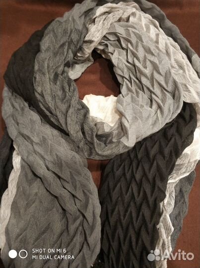 Шарфы платки палантины