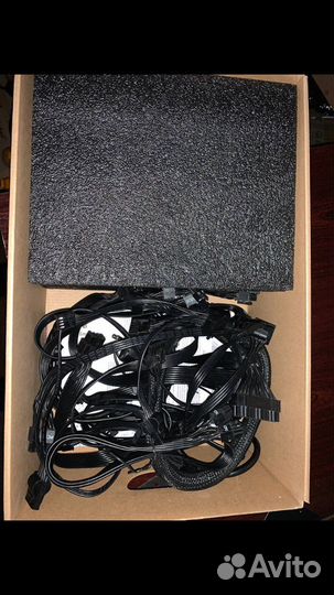 Блок питания Coolermaster v1200 pltatinun