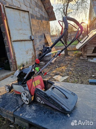 Газонокосилка бензиновая самоходная