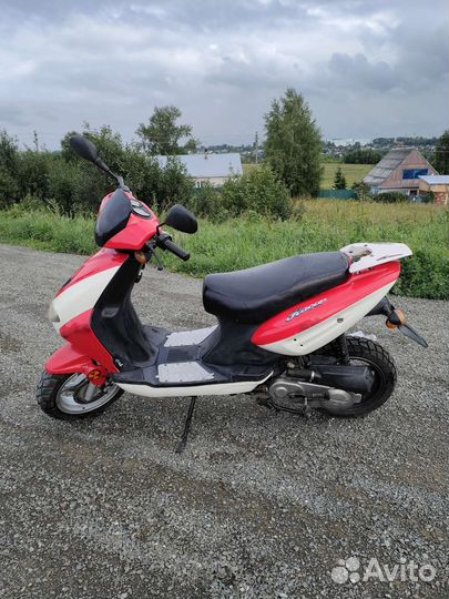 Продам скутер Racer Omaks