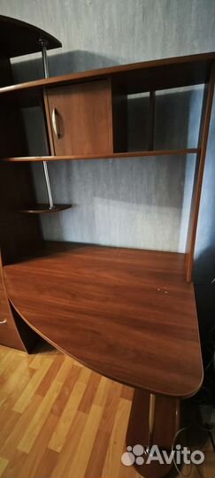 Компьютерный стол