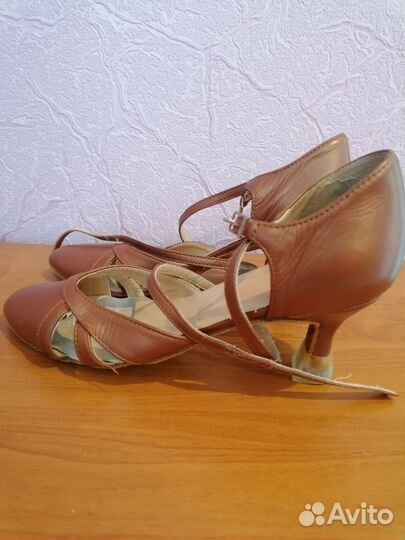 Обувь для танцев