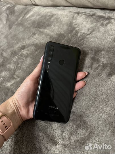 Телефон honor 10i