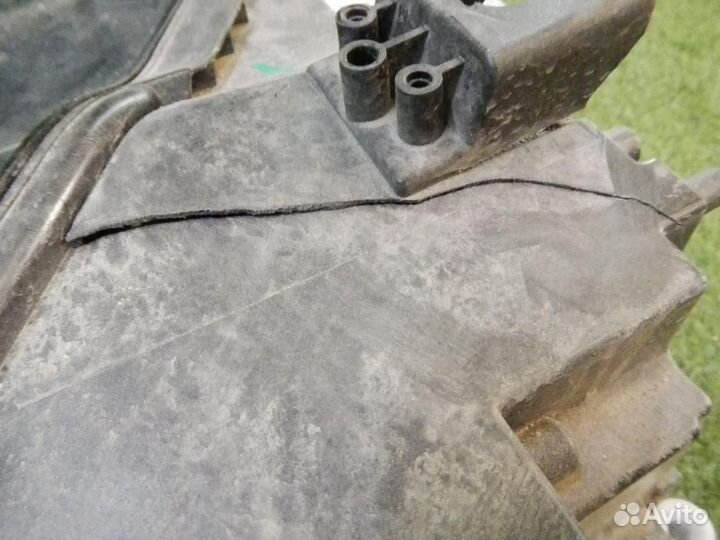 Фара правая Volkswagen Tiguan