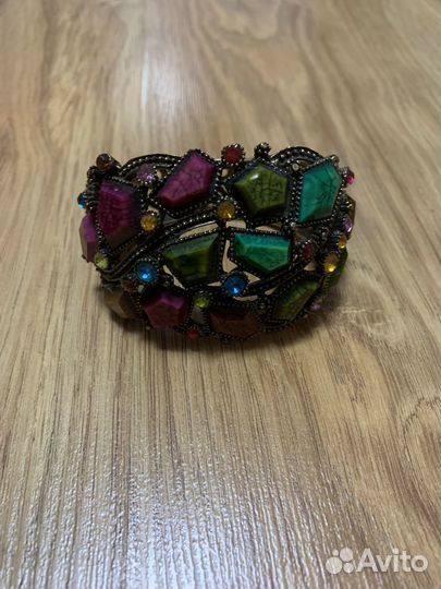 Браслет женский с камнями