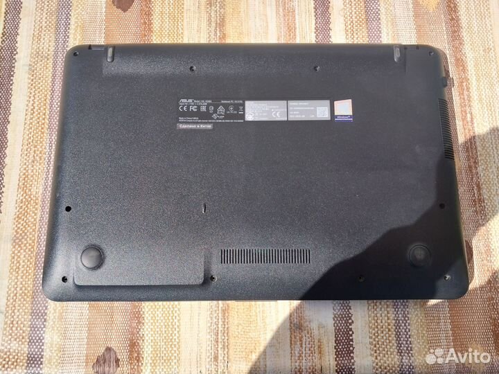 Ноутбук asus