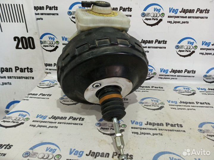 Вакуумный усилитель тормозов Audi A4 B8 cdnc 2009