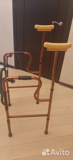 Ходунки для взрослых шагающие