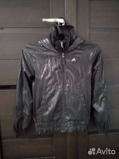 Ветровка adidas на подкладке, чёрная