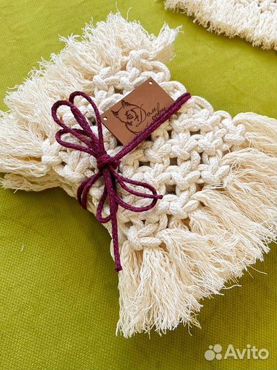 Салфетка плетеная. набор