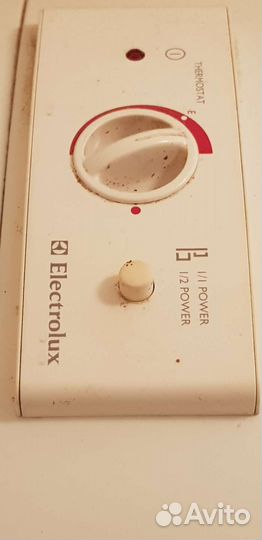 Накопительный водонагреватель Electrolux EWH 30 SL