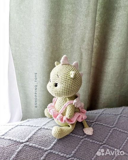 Динозавр 2024 символ